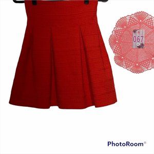 H & M NWT Red Textured Bandage Elastic Waist Flared Skirt w/back Zipper